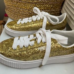 PUMA Gold Glitter Low Top Sneakers